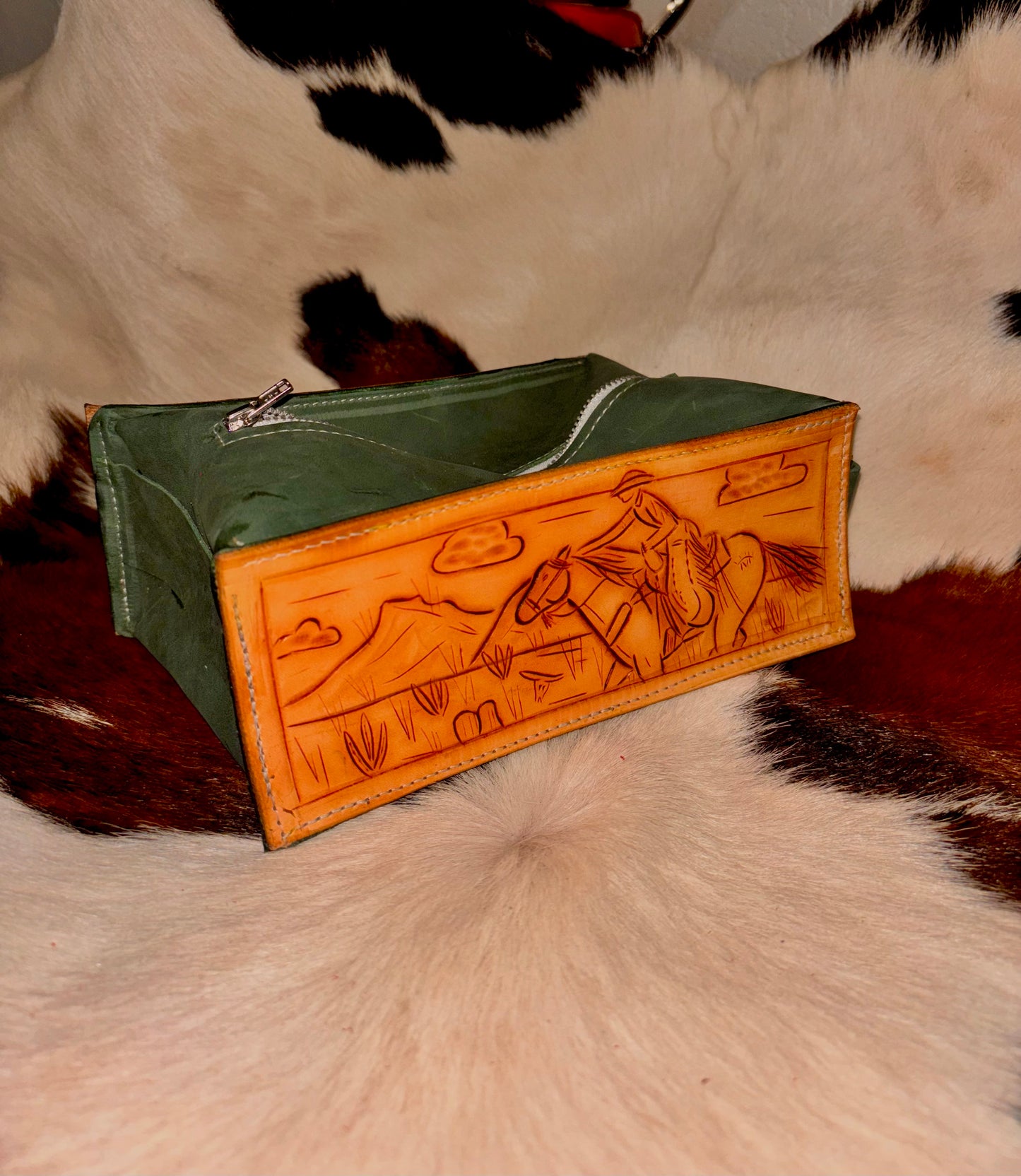 Tooled zipper pouch