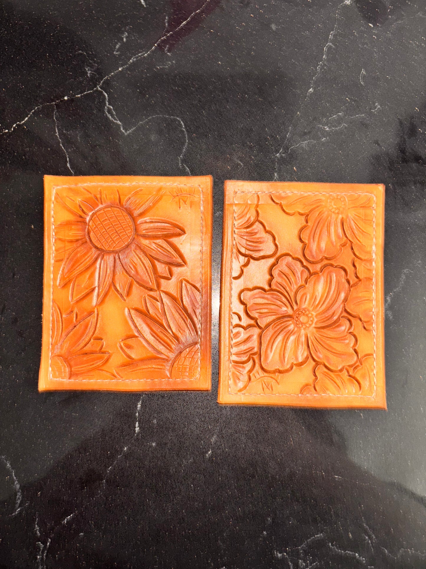 Card holder / pocket wallet