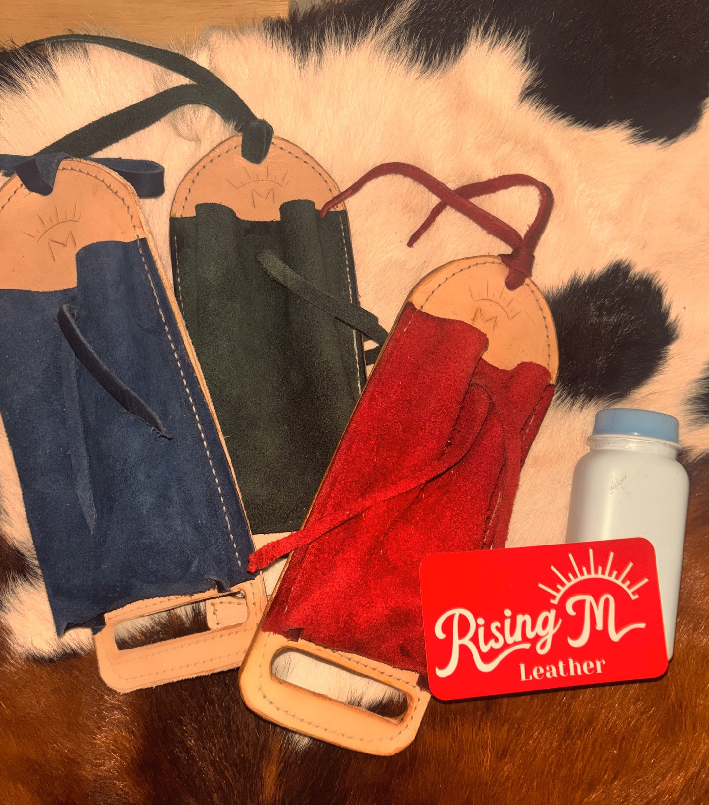 Back Cinch Powder Holder