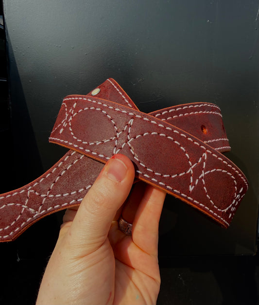 Latigo stitched belt ( mini gunslinger pattern)