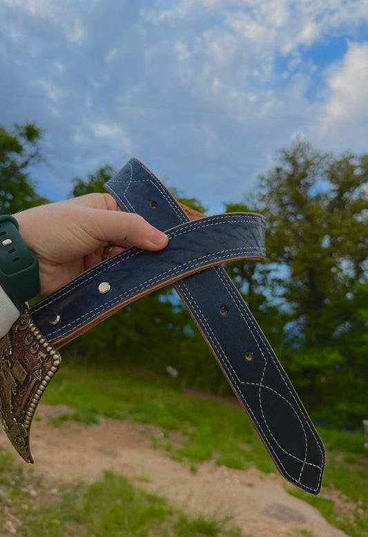 Royal blue gunslinger (holes 25 to 31 )ready to ship ￼