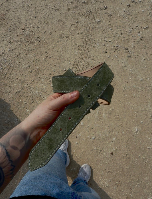 Green suede belt