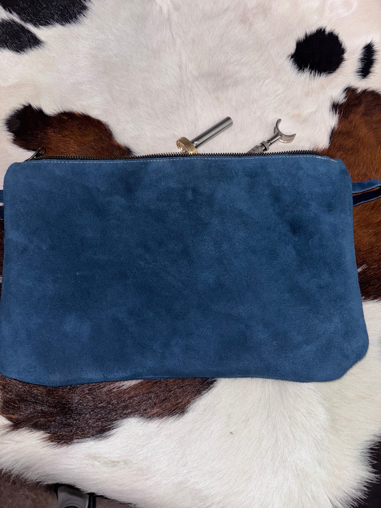 Thistle kick purse